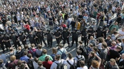Протесты против Путина: в РФ больше тысячи задержанных