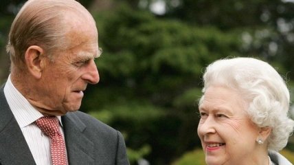 Чоловік Єлизавети ІІ святкує 99-річчя: королівські родичі привітали принца Філіпа 