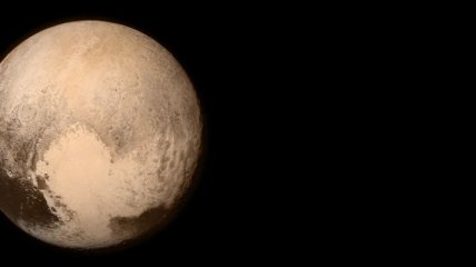 Ученые утверждают, что под поверхностью Плутона скрывается океан