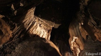 Археологи из США и Украины исследуют пещеру на Тернопольщине