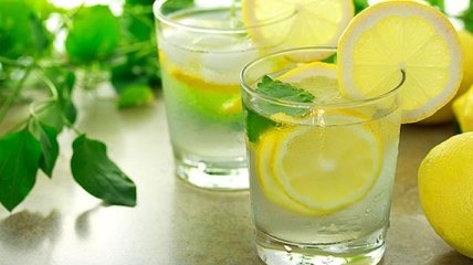 Веские причины держать под рукой воду с лимоном