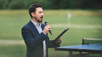 Сергій Іванчук ще з 2014 року заробляв кошти для ЗСУ своїм співом