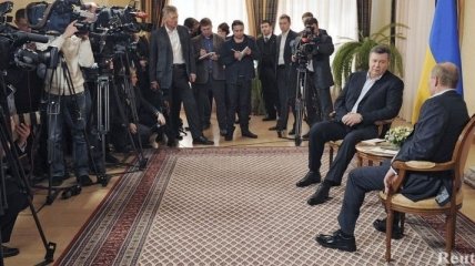 Переговоры Януковича с Путиным затянулись до ночи