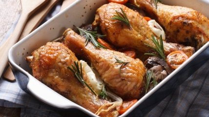 Тушеные куриные голени с овощами – простой рецепт