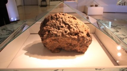 Чем на самом деле оказался Челябинский метеорит?