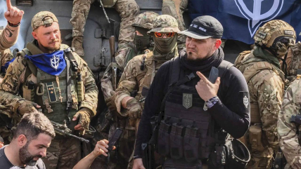 Денис Капустин