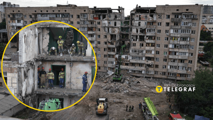 Вместо квартир осталась дыра