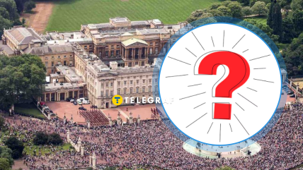 Оба здания выполнены в неоклассическом стиле