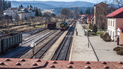 Вокзал у Ворохті одразу показує, яка краса поруч