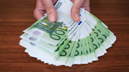 Купівля валюти - непоганий варіант, але не найкращий в нинішніх умовах