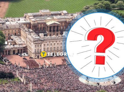 Оба здания выполнены в неоклассическом стиле