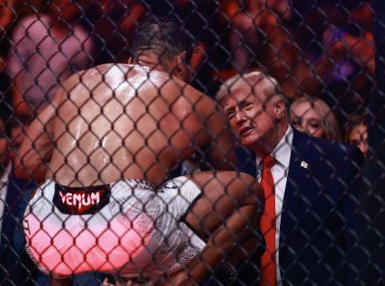 Дональд Трамп назвал Паулу Косту красавчиком