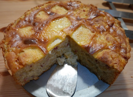 Рисовая запеканка с яблоками и грушами