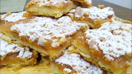 Тертый пирог с яблоками (видео)