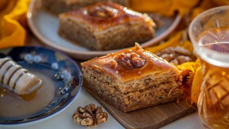 Пахлава из теста фило (видео)