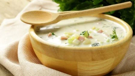 Готовим блюдо сезона: окрошка на кефире