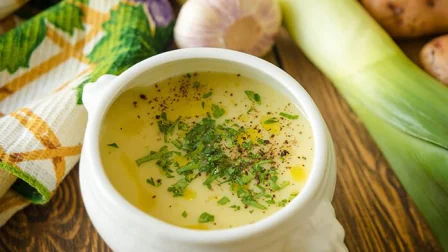 Готовим суп-пюре из картофеля и лука-порея