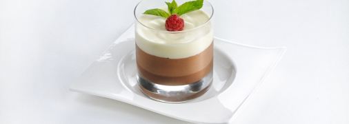 Для приготування десерту «Три шоколада» не потрібна духовка