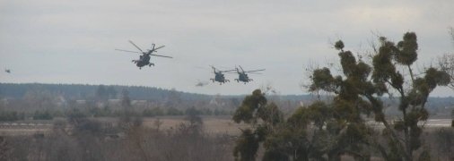 Россияне обстреливали Гостомель еще днем