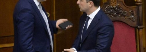 Разумкова пока не сняли с должности, однако украинцы пофантазировали на данную тему