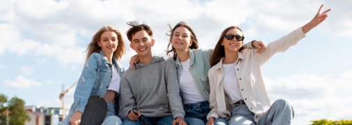 Картинки и открытки с Днем молодежи