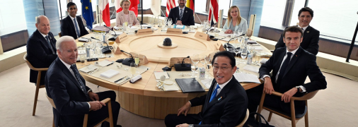 После обещания G7 ввести санкции Белый дом сразу запретил поставлять в рф даже линзы и сушилки