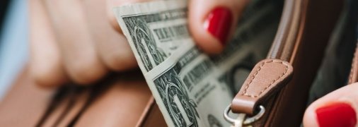 Какой цвет кошелька принесет богатство