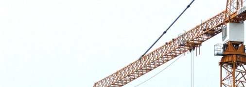 Со строительного крана в Киеве упал человек. Фото - открытые источники