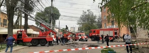 Девушка оказалась в огненной ловушке: спасатели рассказали о жертве пожара в офисном здании в Виннице
