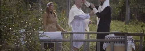 Оксана Марченко в фильме "Паломница" стала крестной боксера Вячеслава Узелкова