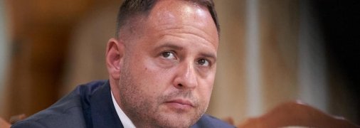 Несмотря на все старания: каждый четвертый украинец не знает, кто такой Андрей Ермак