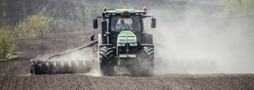 Трактористи випадково натрапили на стародавній саркофаг у полі: що відомо про знахідку на Тернопільщині