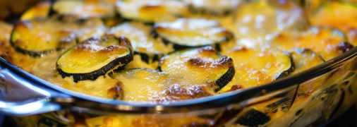 Эта запеканка понравится даже тем, кто не любит кабачки (изображение создано с помощью ИИ)