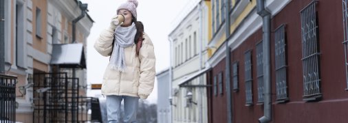 Лід на ганку та дорозі загрожує травмами