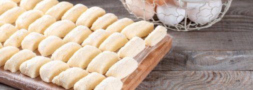 Апетитні та ситні ліниві варенички