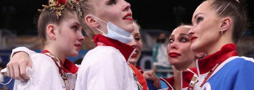 "Масове цькування": як в РФ відреагували на "срібло" у груповій гімнастиці