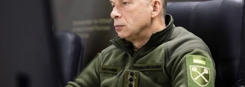 Александр Сырский поздравил украинцев с Днем волонтера