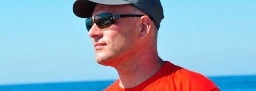 За плечами было более тысячи полетов: в России насмерть разбился парашютист (видео момента)