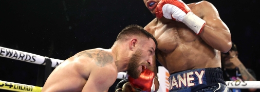 Ломаченко проиграл бой решением судей