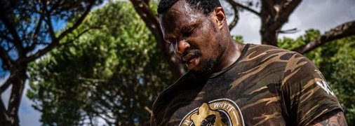 "Нокаутирую его": Уайт пригрозил Джошуа