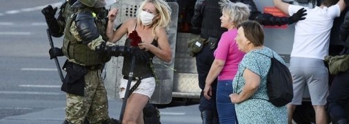 "В "Окрестино" нам не давали даже воды": девушку из Беларуси на 11 дней бросили в тюрьму из-за участия в протестах