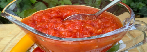 Ніжний та пікантний соус з помідорів