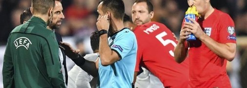 ФІФА може довічно заборонити расистам відвідувати матчі