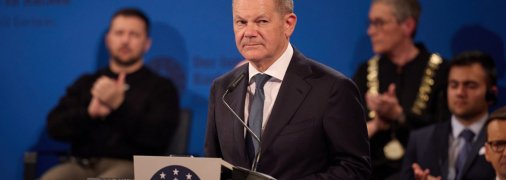 Виступ Олафа Шольца під час вручення премії імені Карла Великого