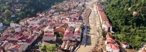 В Турции почти шесть десятков человек погибли вследствие потопа (видео)