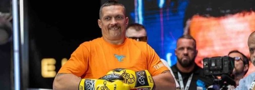 Александр Усик