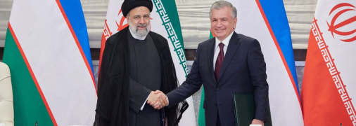 Президент Узбекистана Шавкат Мирзиоев и президент Ирана Эбрагим Раиси