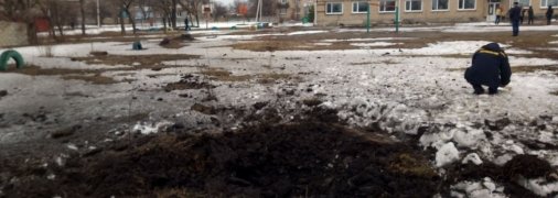 Боевики обстреляли украинский лицей на Донбассе с полусотней людей внутри: подробности и фото