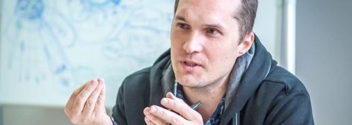 Юрий Бутусов