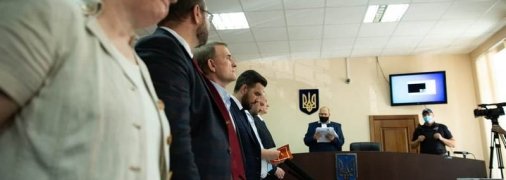 Медведчук: Было давление прокуратуры и власти с целью продлить содержание под домашним арестом